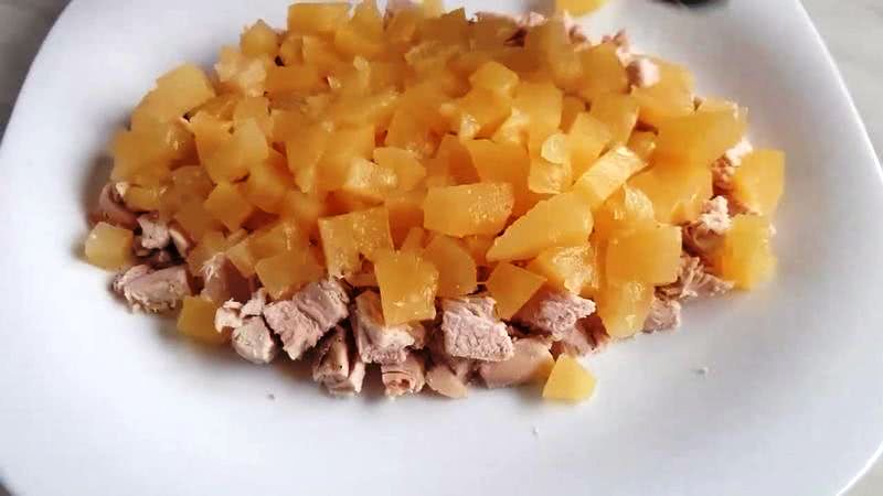 слой ананасов