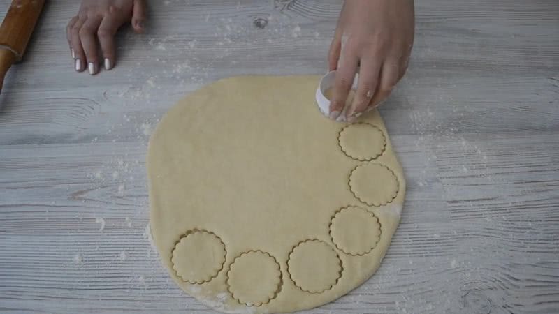 вырезаем печенье